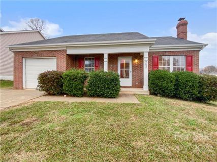 9637 Kenneth Glenn Drive sold home in Lakeview at Faires Farm, Charlotte, NC