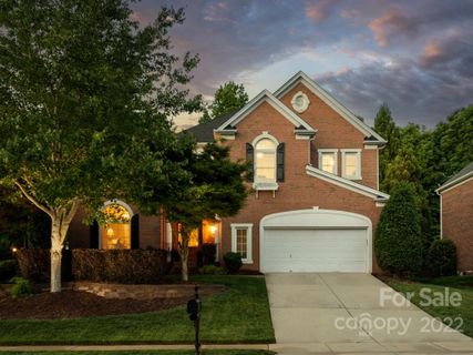 1303 Grayscroft Drive