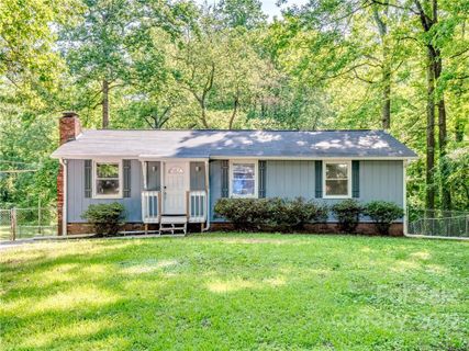 1700 Hartford Drive sold home in Greenwood Park, Gastonia, NC