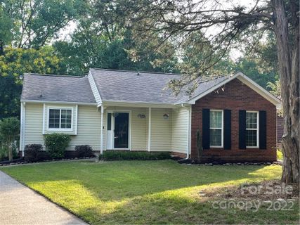 11528 Candlelight Court