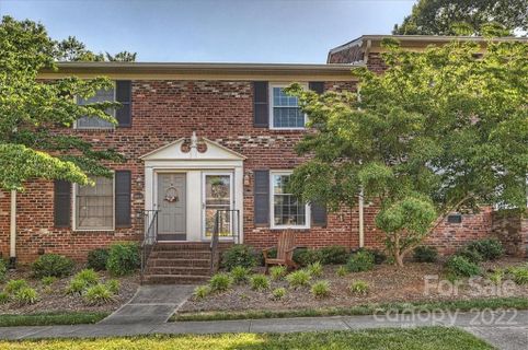 4327 Walker Road E