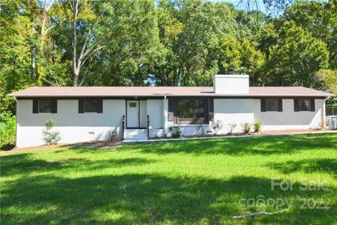 1021 Lundy Lane