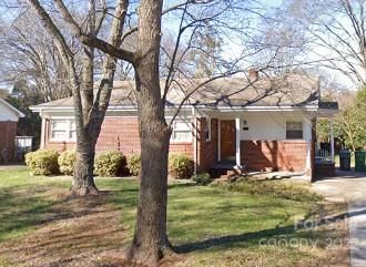 1127 Roanoke Avenue