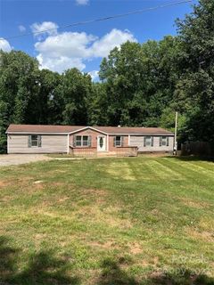12112 Mcintosh Road sold home in Applewood, Huntersville, NC