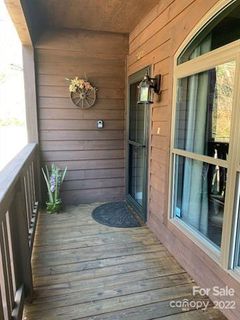 204 Lower Tanglewood Road Unit 56-2 sold home in Toxaway Falls Condominium, Lake Toxaway, NC
