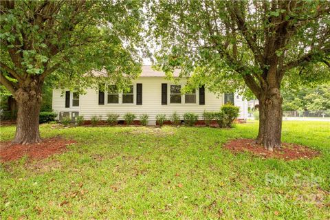 Previously sold for $199,000