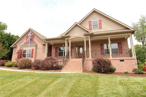 970 Colleton Meadow Drive sold home in Clarendon Estates, Clover, SC