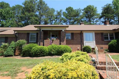 702 Colby Circle sold home in Castlewood, Salisbury, NC