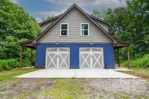 1572 Springsteen Road sold home in Hallmark Estates, Rock Hill, SC