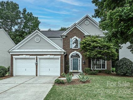 6836 Braddock Lane