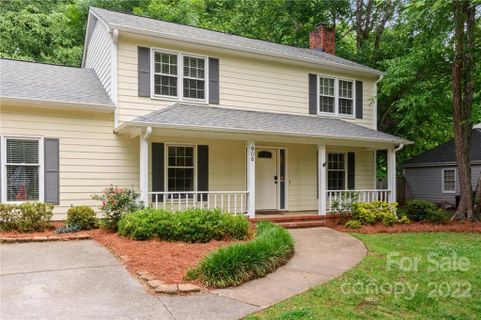 906 Conestoga Drive