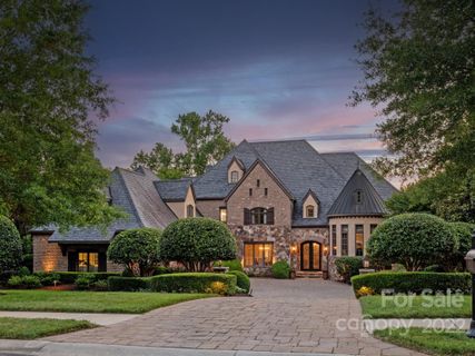 410 Oakmont Lane