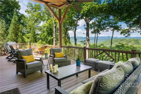 418 Coopers Hawk Drive