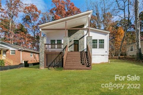 3687 Shannon Loop