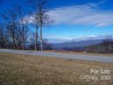 246 Snow Ridge Drive sold home in Hendersonville, SC