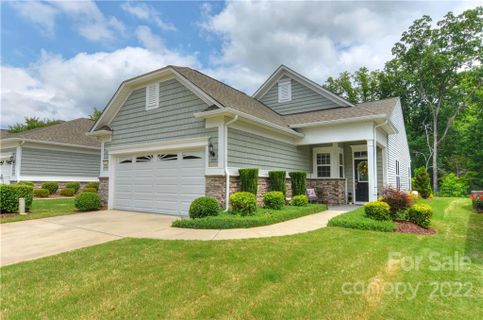 3031 Everett Lane