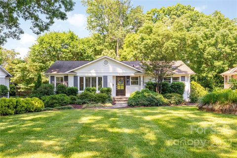 5236 Chedworth Drive