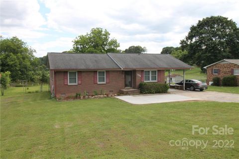 1509 Dallas Cherryville Highway sold home in Rocky Knolls Acres, Dallas, NC