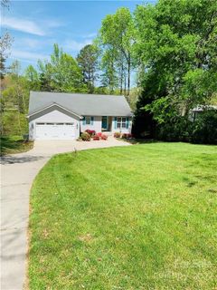 4730 Lazy Lane sold home in Cozy Cove, Denver, NC