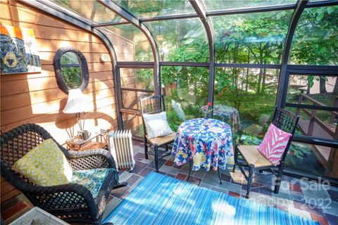 507 Woodfield Drive sold home in Woodfield Condos, Asheville, NC