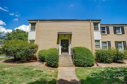 328 Wakefield Drive B