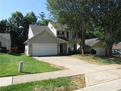 5008 Deerton Road sold home in Edgefield, Charlotte, NC