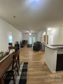 400 Vista Lake Drive 002