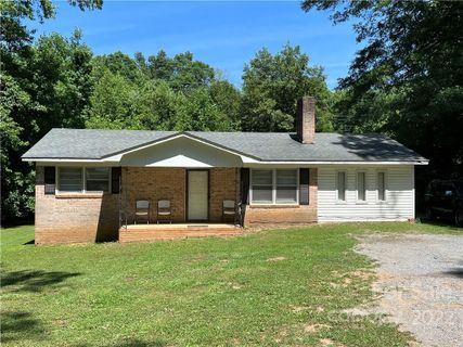 222 Leslie Drive sold home in Grassy Meadows, Shelby, NC