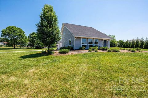 2268 Bay Court sold home in Glencroft, Newton, NC