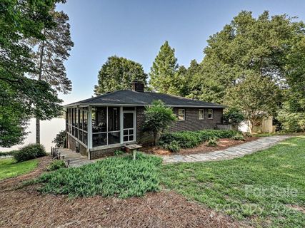 1708 Gaither Road