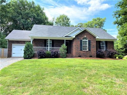 5901 Bryant Lane sold home in Charlton Oaks, Waxhaw, NC