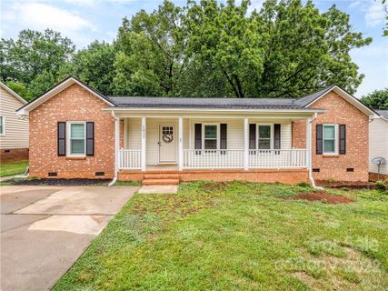 1035 Wilkerson Street sold home in Pebble Creek, Belmont, NC