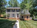 5019 Crooked Oak Lane sold home in Charlotte, SC