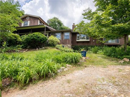 14 Glenview Drive