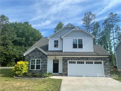 1207 Robinhood Lane