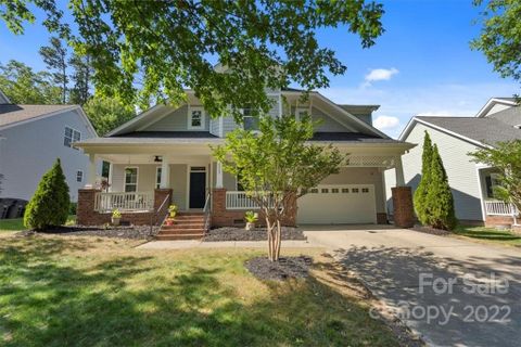 7737 Trailridge Drive sold home in Trailridge, Tega Cay, SC