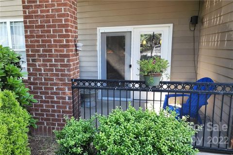 234 Brickton Village Circle 105