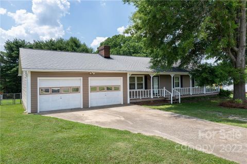203 Williams Road sold home in Williamsburg Acres, Kings Mountain, NC