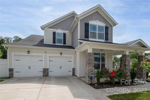 3126 Helmsley Court