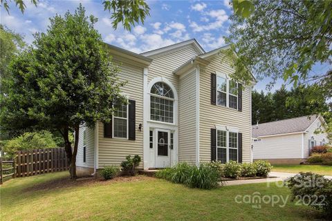 10124 Sparkling Brook Court