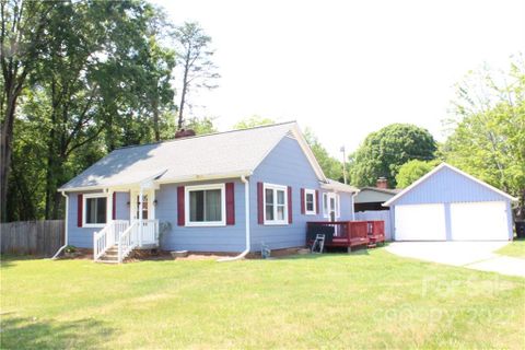 1221 Belle Avenue sold home in Bellevue, Statesville, NC