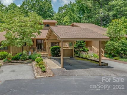 203 Chinquapin Oak Lane