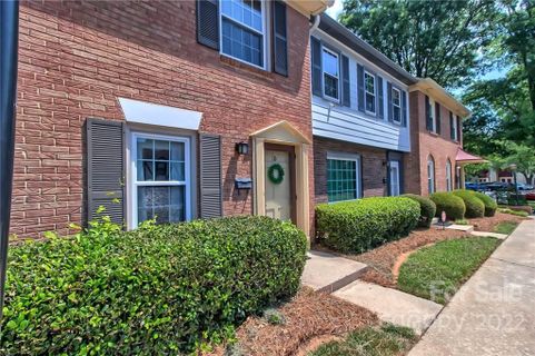 1525 Lansdale Drive