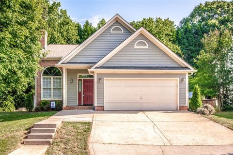 134 Round Keep Lane sold home in Windsor Woods, Mooresville, NC