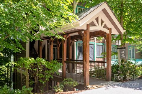 43 Creekside Way J 101