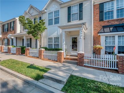 745 Atherton Way 50