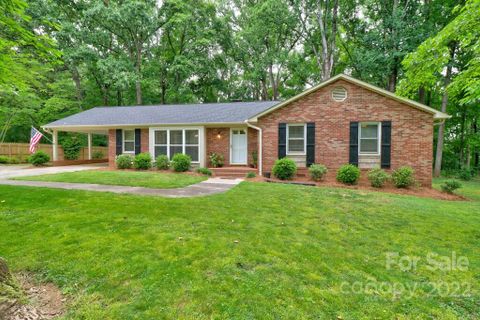 240 Hidden Hut Road sold home in Hidden Hut Farms, Salisbury, NC
