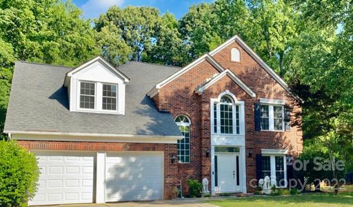 15411 Great Glen Lane