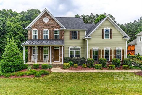 187 Chaska Loop