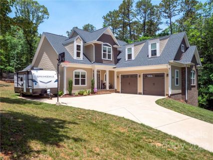 3277 Cayton Drive